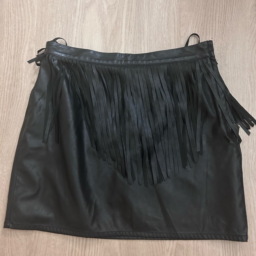 H&M Black leather skirt